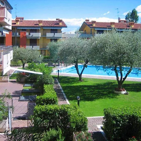 Villaggio Dei Fiori アパート *
